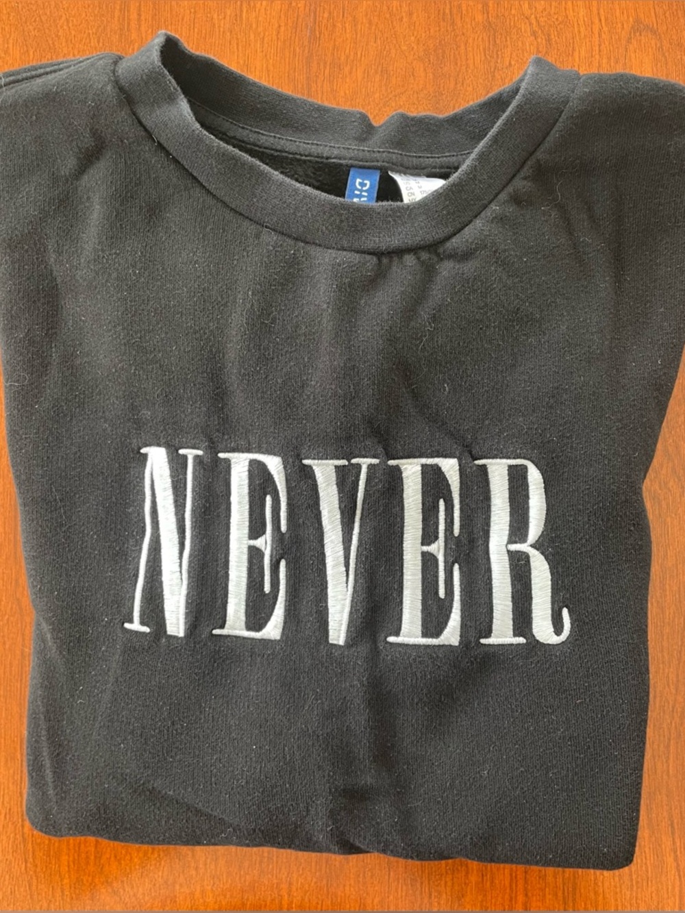 Kids Black 'NEVER' Graphic sweatshirt